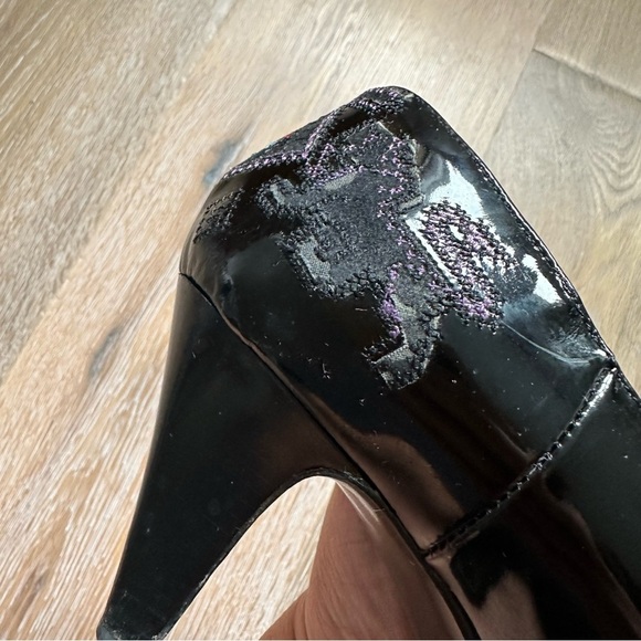 Vintage Faire Lady Black Patent Leather Pumps Aztec Cross Stitch Shoes Size 37 - Picture 7 of 16